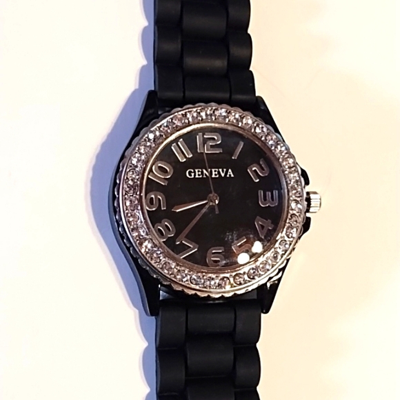 Geneva Accessories - Nwot Black Geneva Watch